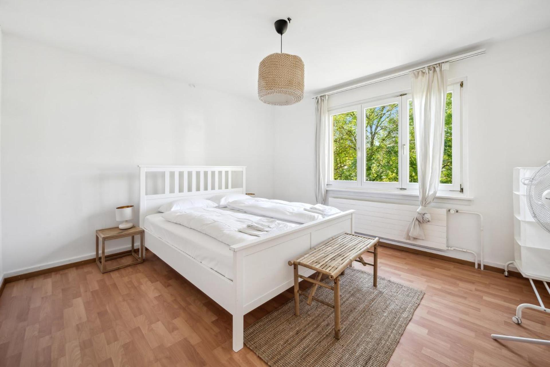 Homey Comfort In Oerlikon Zürich Exteriör bild