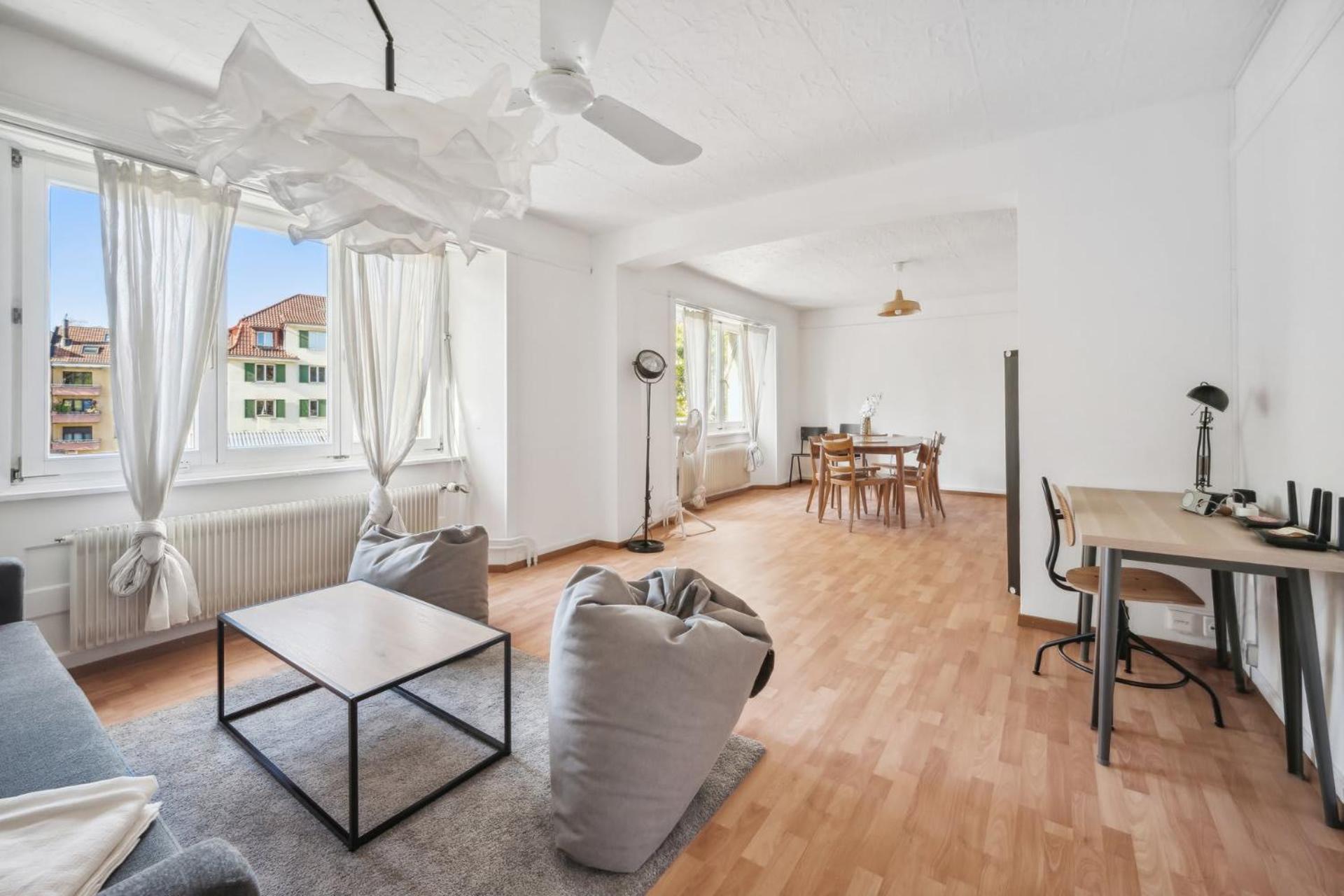 Homey Comfort In Oerlikon Zürich Exteriör bild