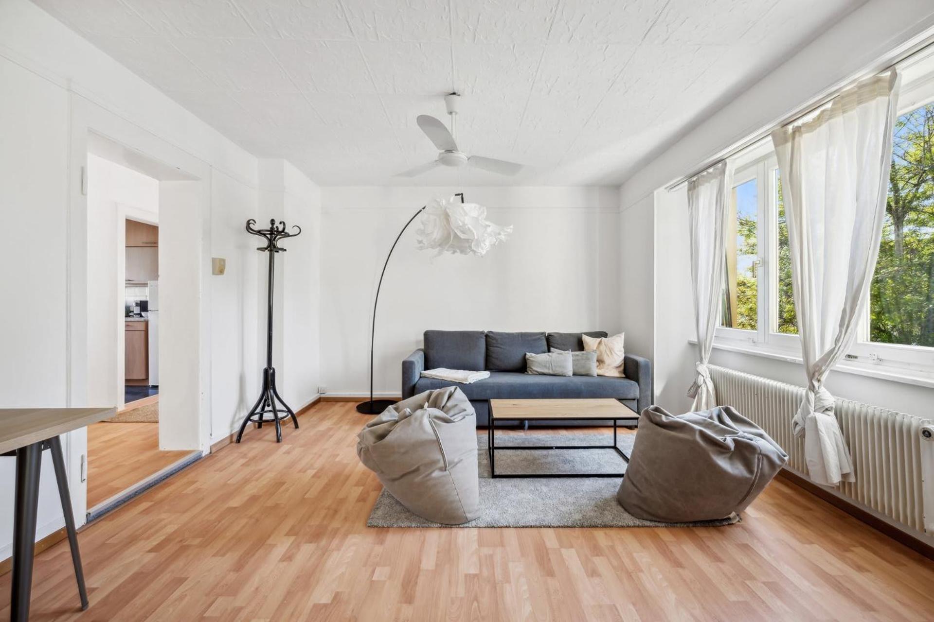Homey Comfort In Oerlikon Zürich Exteriör bild