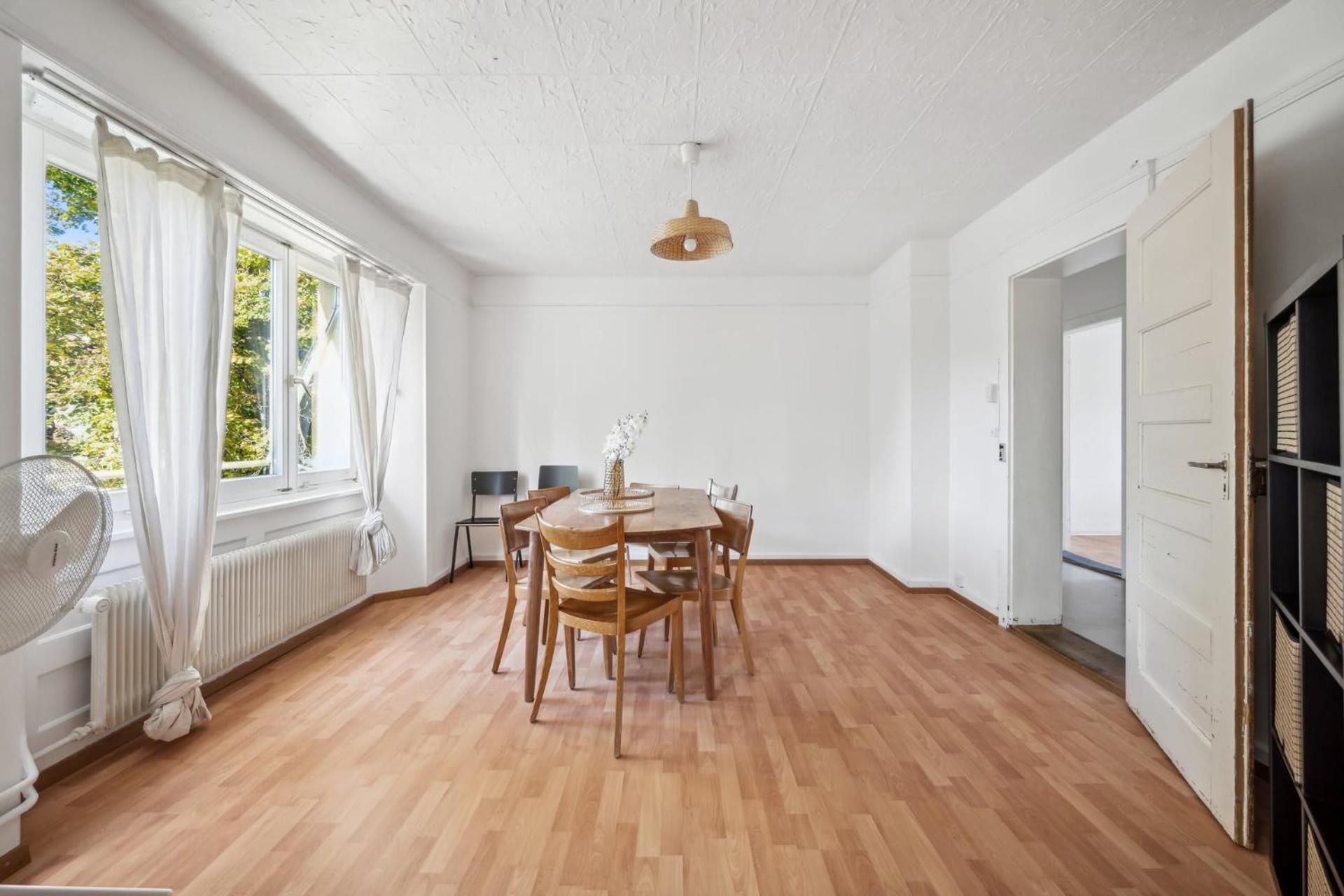 Homey Comfort In Oerlikon Zürich Exteriör bild
